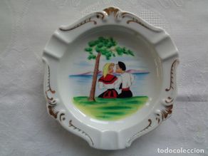 Antigüedades: CENICERO DE PORCELANA PINTADO A MANO. MOISÉS ÁLVAREZ, VIGO. 14 Cm.